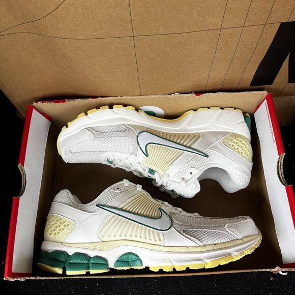 NEW Nike Air Zoom Vomero 5 “Masters” Alabaster Malachite FN8361-101 Sz 11.5 main image 5